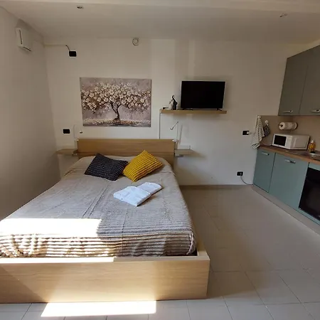 Anna Rosa House Triumvirato *