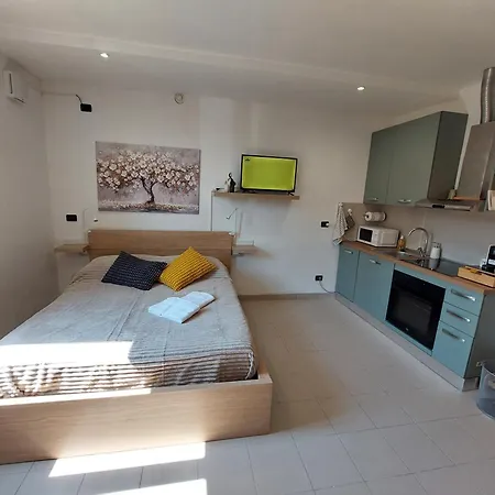 Anna Rosa House Triumvirato * Boloňa
